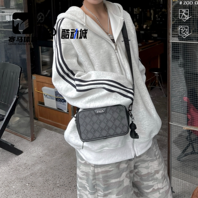 FILA女子通勤小方包斜挎单肩包