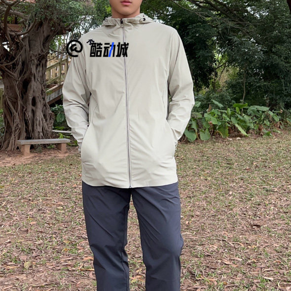 迪桑特Training男运动休闲防晒服