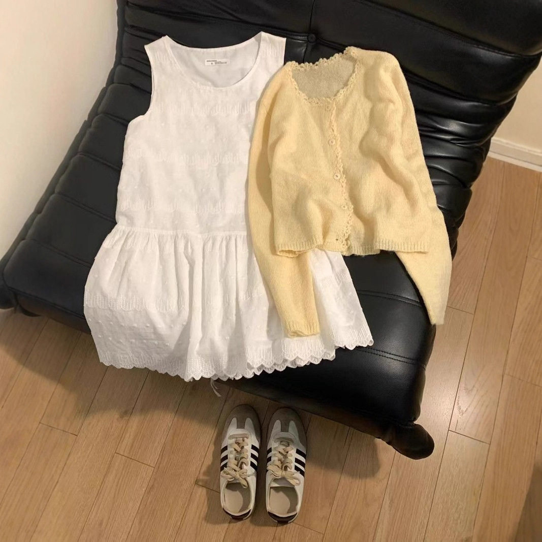 清新纯色时尚套装女春季新款韩版纽扣针织开衫显瘦休闲吊带两件套