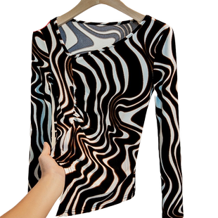 浪莎正品2025春季新款V领条纹打底衫女修身女装设计感长袖开叉T恤