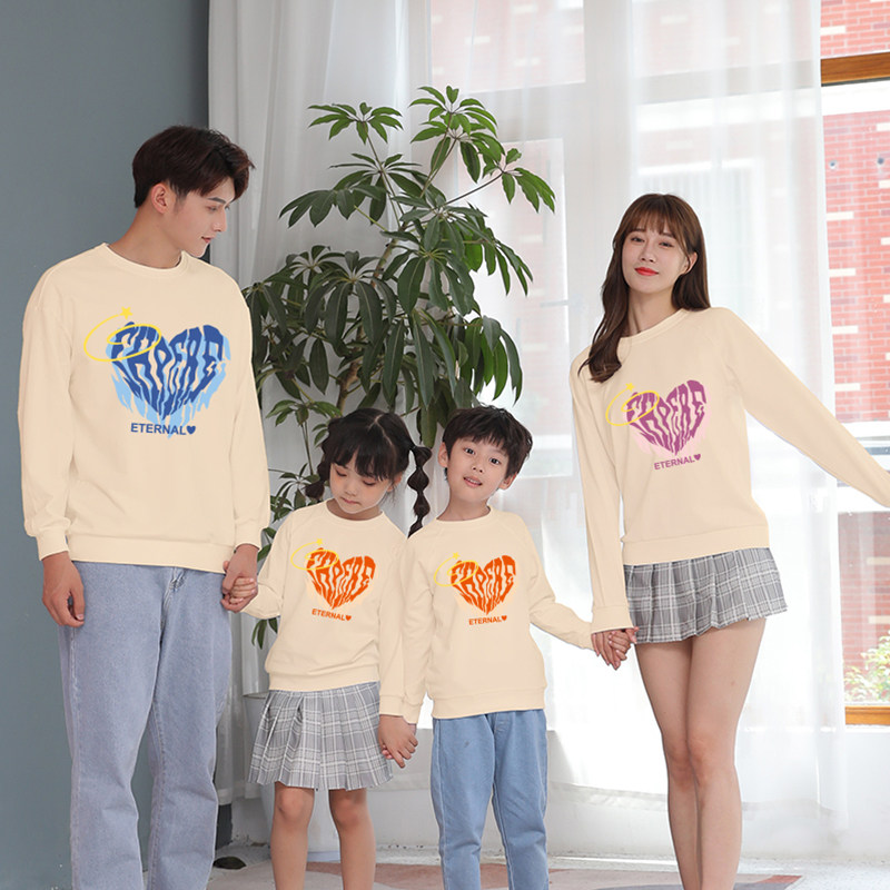 白色卫衣亲子装一家三口秋冬休闲卡通爱心印花高端炸街母女装长袖