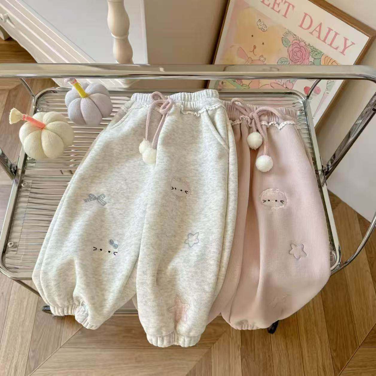 女童可爱猫咪加绒灯笼裤软萌刺绣毛球冬季加绒裤子女宝宝棉裤新,童装/婴儿装/亲子装,裤子,淘宝优惠券,粉丝福利购,淘宝优惠卷