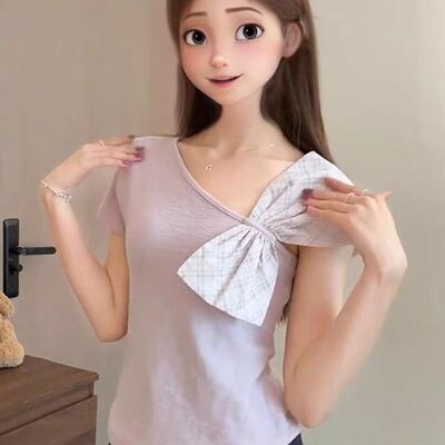 辣妹不规则浅紫色斜肩上衣女