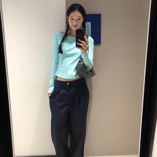 韩系纯欲风薄荷绿纯色长袖T恤女