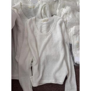 韩系奶fufu白色长袖u领针织衫女秋冬新款慵懒风内搭气质打底上衣