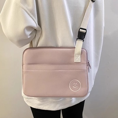 适用华为简约ins风防摔斜挎包