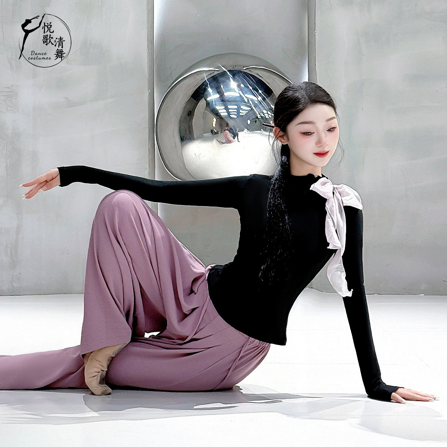 古典舞练功服秋冬现代舞服装2025新款形体训练服长袖黑色舞蹈上衣,运动/瑜伽/健身/球迷用品,现代舞服装,淘宝优惠券,粉丝福利购,淘宝优惠卷