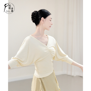 舞蹈上衣女款新款长袖芭蕾舞风日常现代舞练功服秋冬季古典舞服装