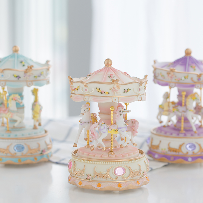 爱只为你发光旋转木马音乐盒女孩