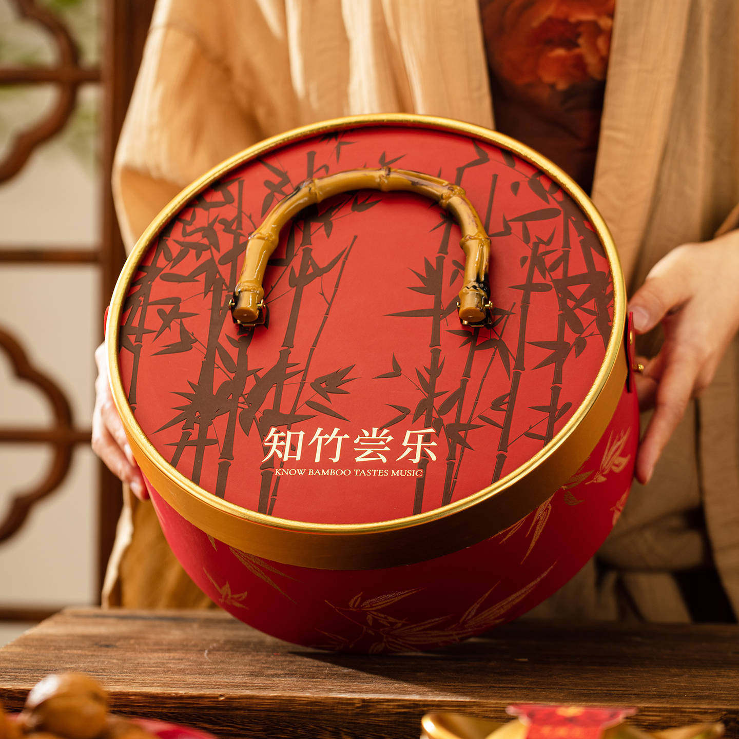 2026新年礼盒包装高档中式抱抱桶年货糖果坚果手提礼品盒定 制空,包装,年货礼品包装,淘宝优惠券,粉丝福利购,淘宝优惠卷