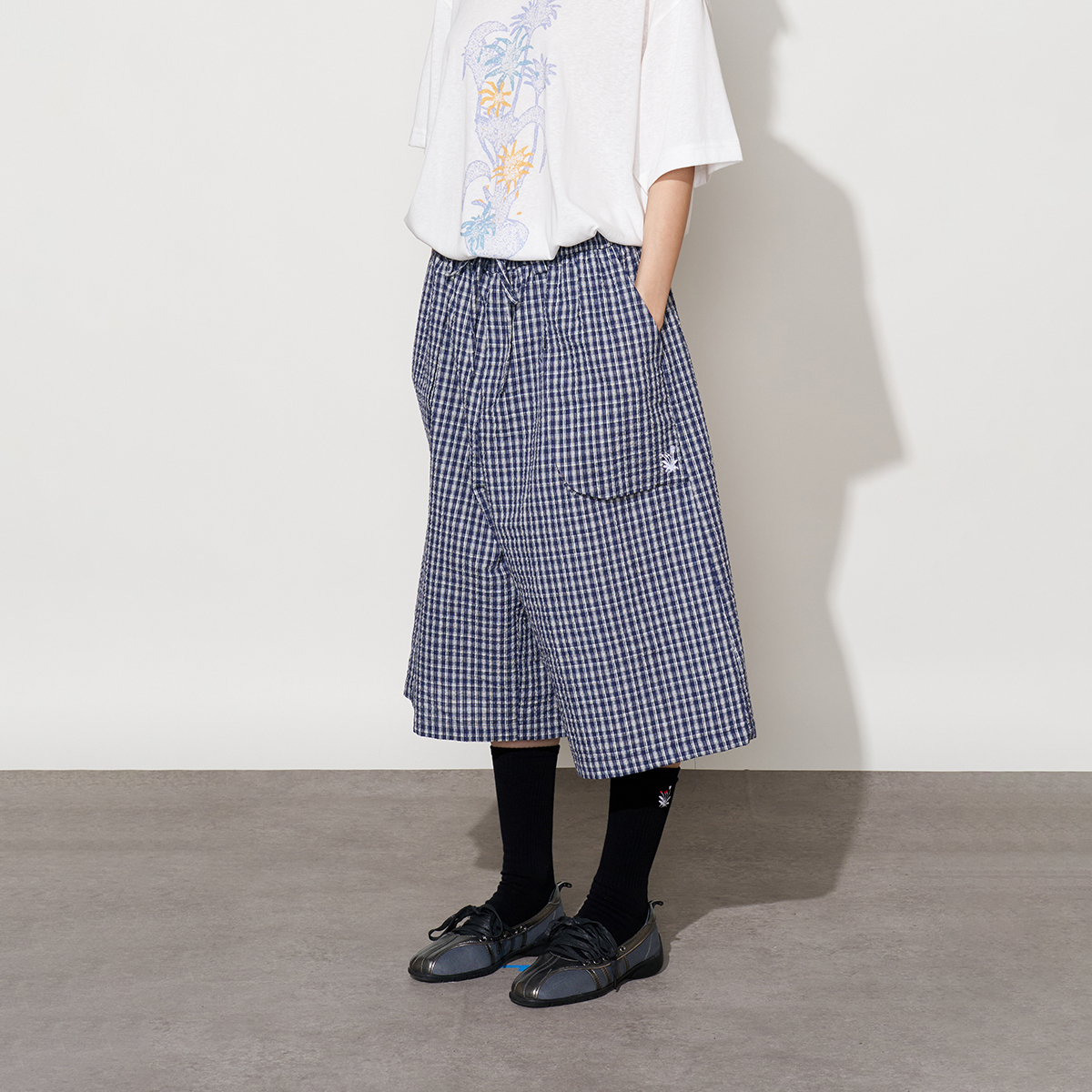 闷与狂FMACM 立体外置口袋格纹短裤