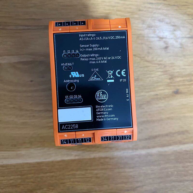 可维修IFM德国模块控制器,45128 Essen AC2258,议价