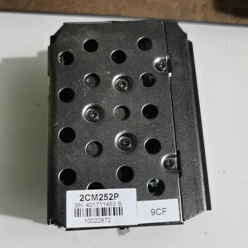 可维修机芯2CM252P ，成色见图议价