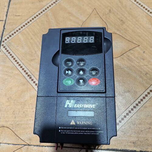可维修易驱变频器 M200-4T0015VER1M00 11 1议价