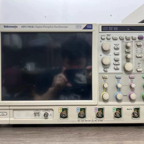 可维修Tektrox泰克 DPO7054C示波器议价