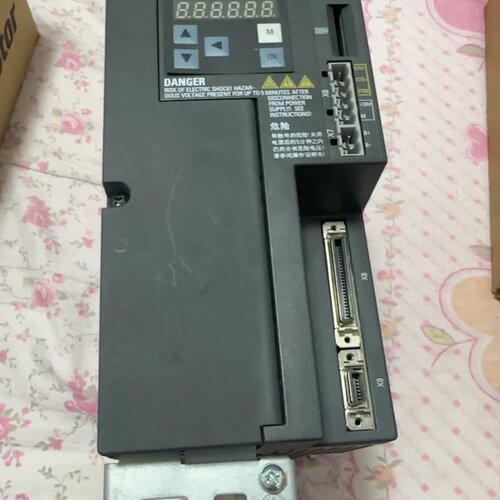 【议价】【承接寄修】】SINAMICS V90伺服驱动器，型号SB20，进口