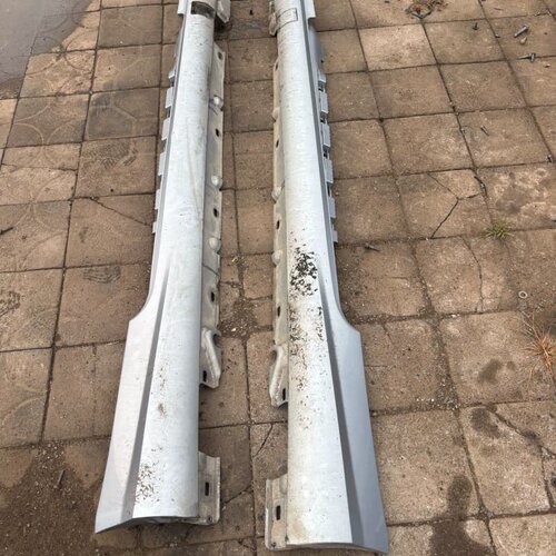 奔驰E级W207轿跑侧一对 拆车件【议价】