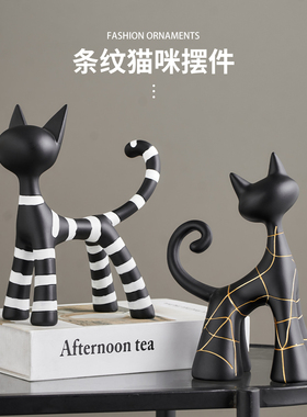 治愈手绘线条猫咪客厅摆件