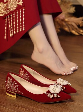 中式秀禾服敬酒服新娘鞋孕妇可穿绒面红色平底婚鞋久穿不累脚单鞋