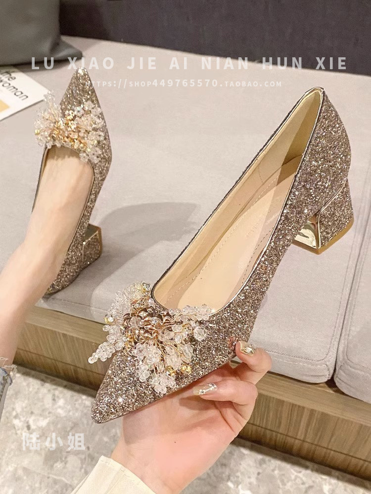 RED WEDDING SHOES WOMENS WEDDING DRESS XIUHE TWO WEAR BRIDAL SHOES 2024 NEW FRENCH CRYSTAL HIGH HEELS BLOCK HEELS