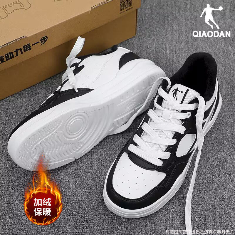 运动鞋乔丹板鞋加绒轻便系带低女