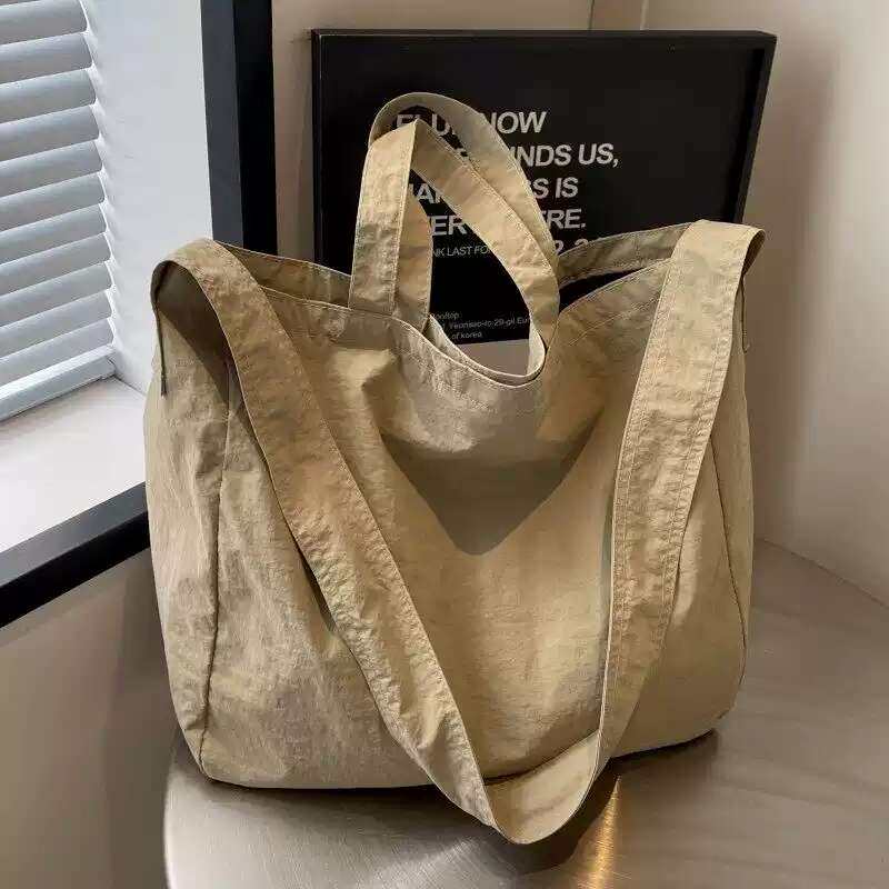 简约松弛感大容量包包女单肩帆布