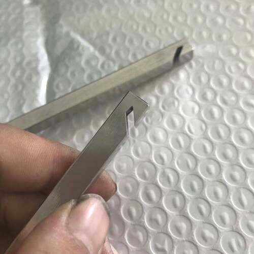 不锈钢款防盗门间隙调器门框边条