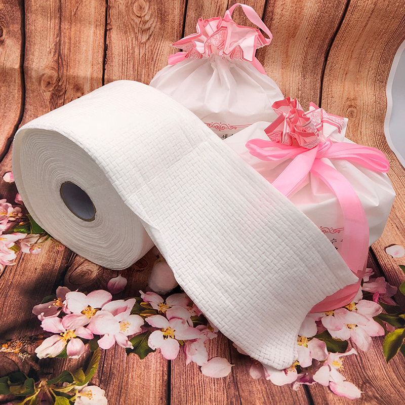 一次性抽取式洗脸巾家庭装大卷