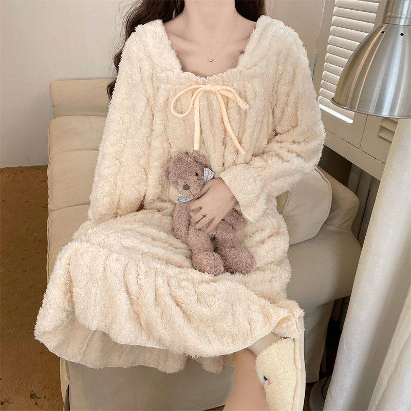 珊瑚绒睡裙女秋季冬加厚