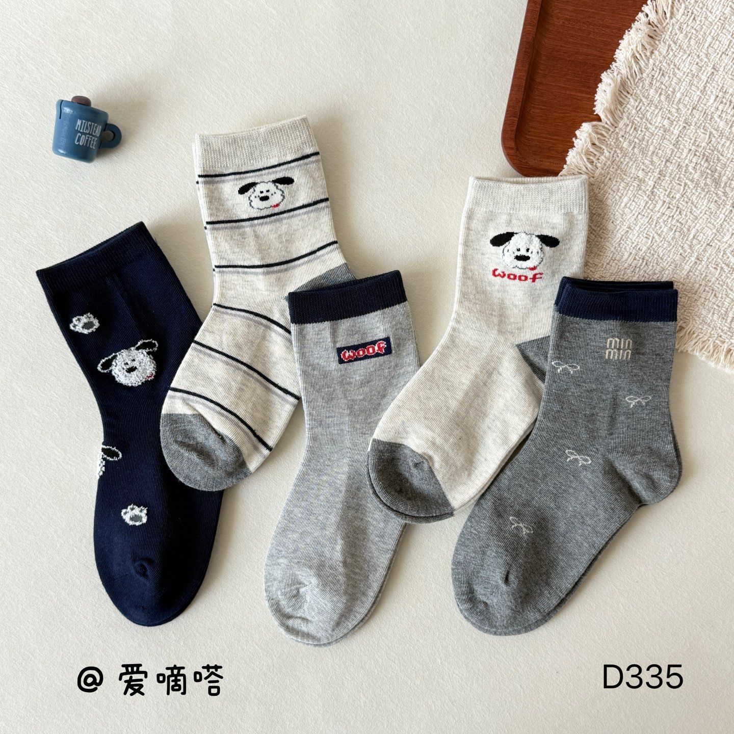 男童袜子秋冬款中筒袜卡