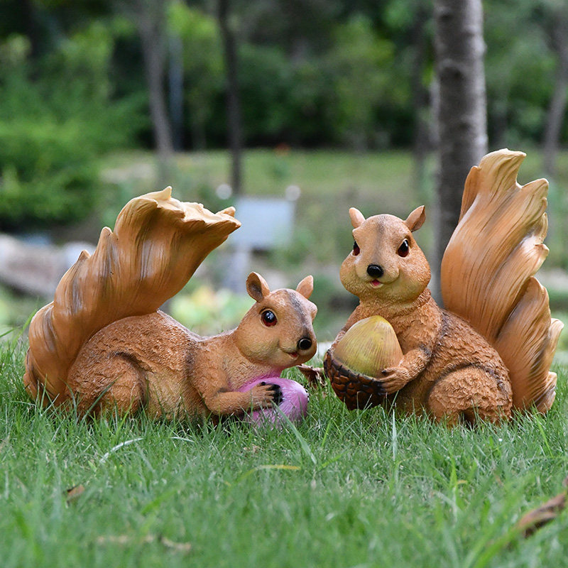户外仿真松鼠摆件落地雕塑花园庭院公园幼儿园商场装饰小动物布置