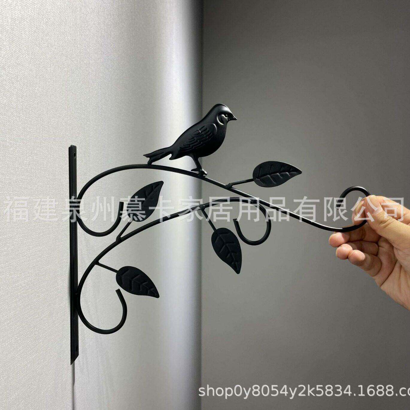 厂家热卖欧式现壁挂式铁艺花篮墙壁装饰吊篮花架金属悬挂花架
