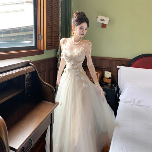 法式立体蝴蝶薄纱吊带宴会晚礼服2026新款订婚礼服艺考高级连衣裙