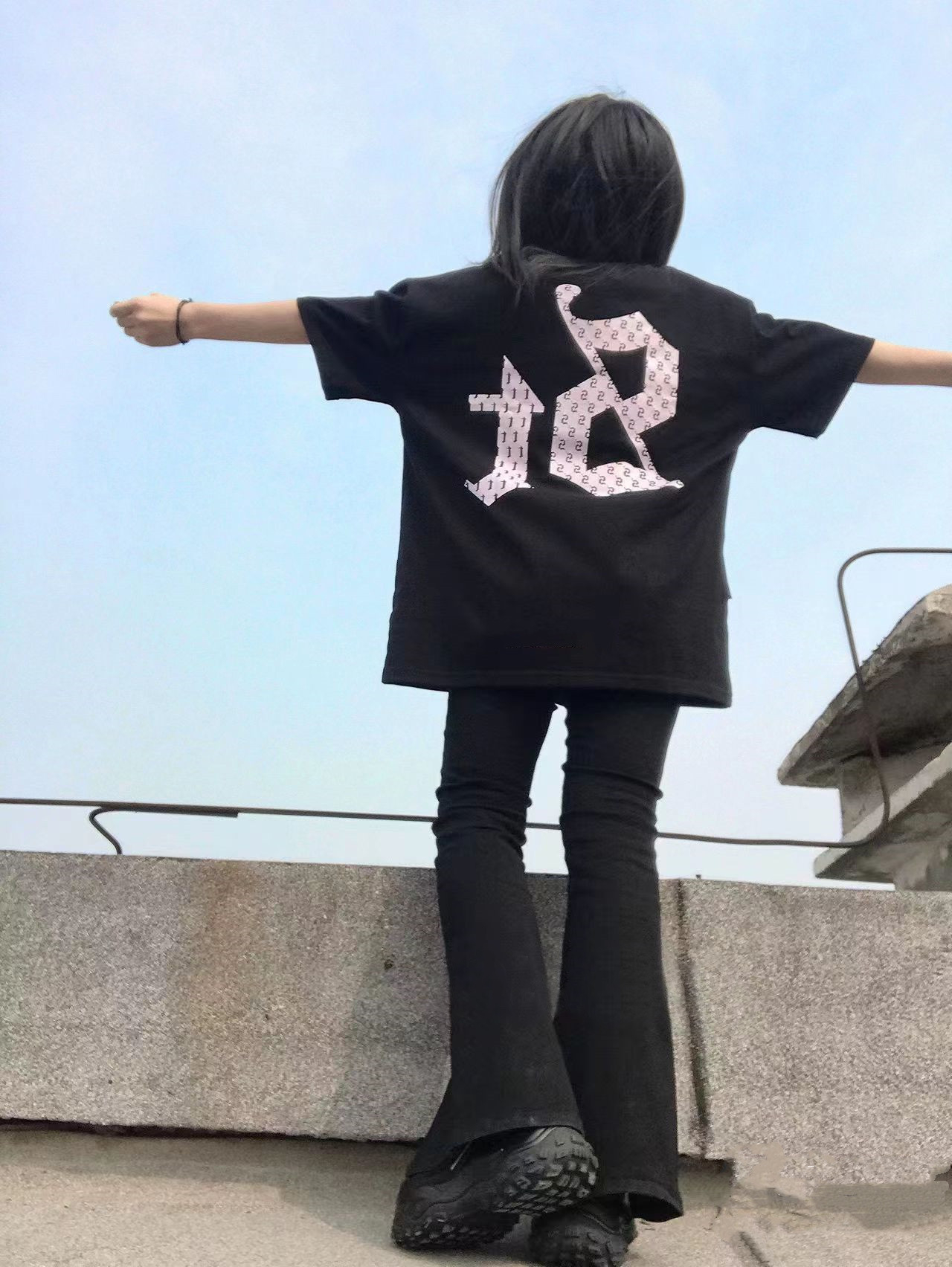 美式小个子哥特字母印花圆领T恤短袖女夏季宽松半袖情侣上衣潮牌