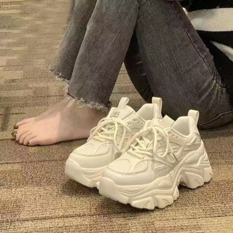 高级感显脚小厚底增高老