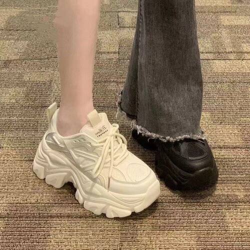 鞠婧祎小众鞋子厚底增高