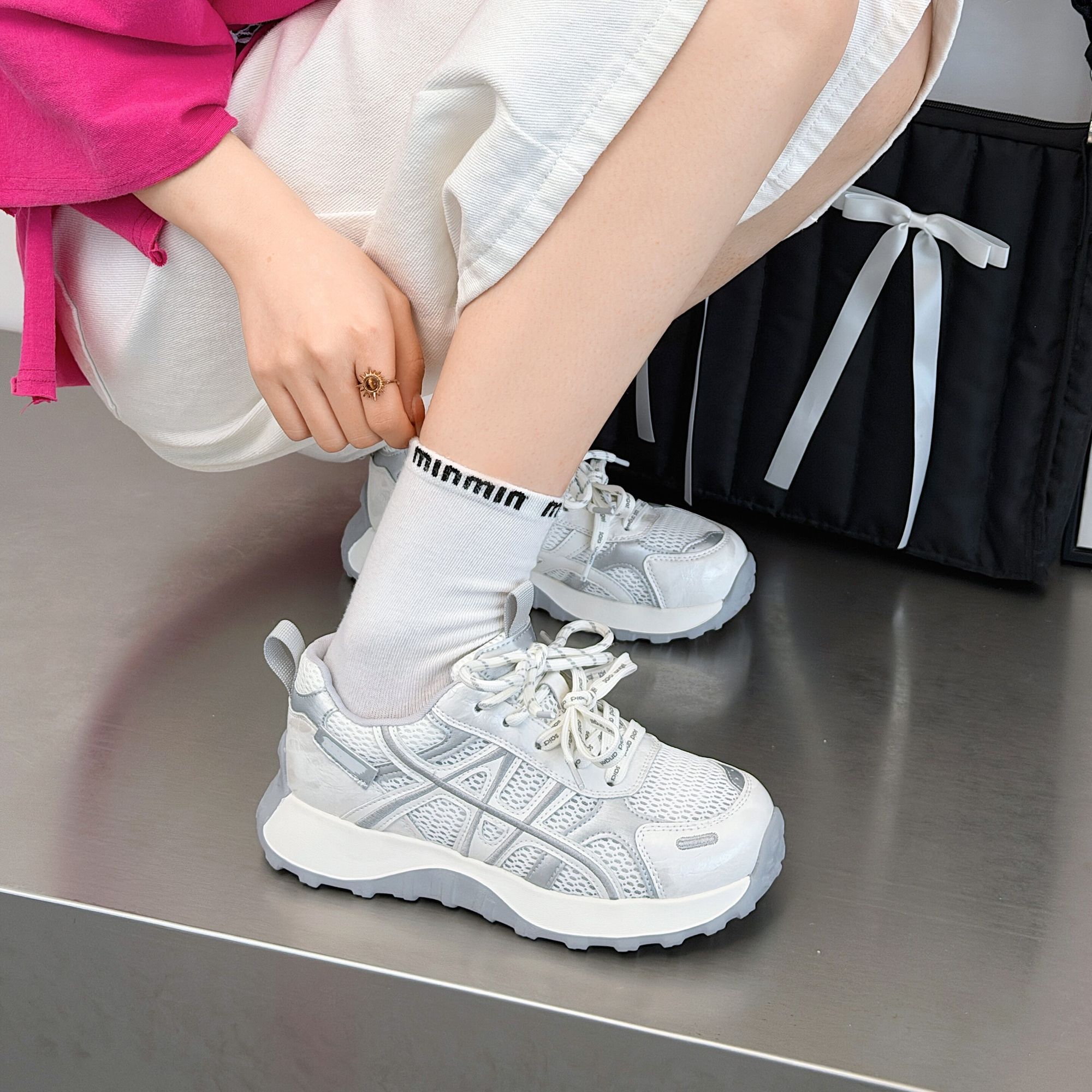韩系白银网面阿甘鞋女学