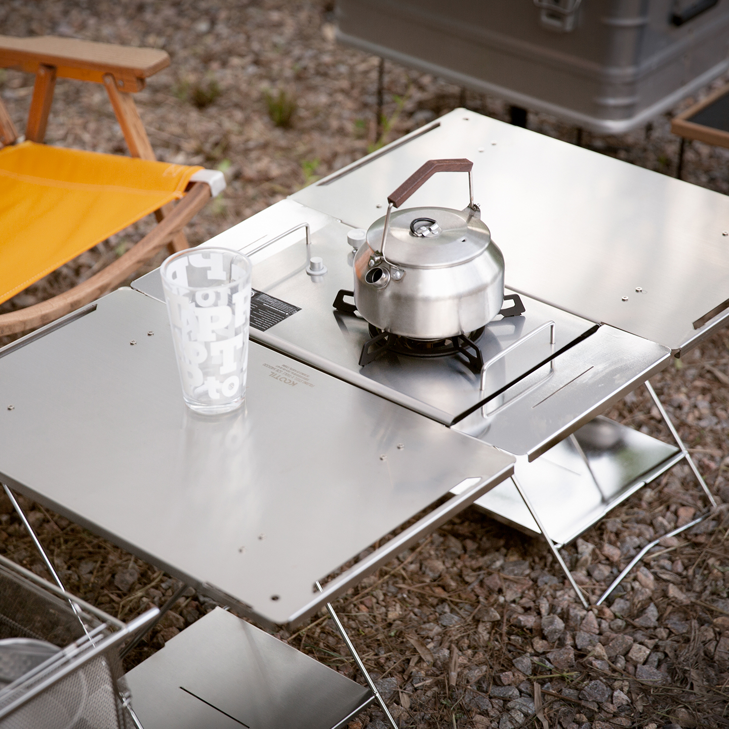 304银色便携大师桌轻量化组合桌