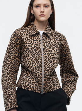 dat. 高密度动物纹印花弯刀袖收腰合身廓形感翻领休闲豹纹夹克