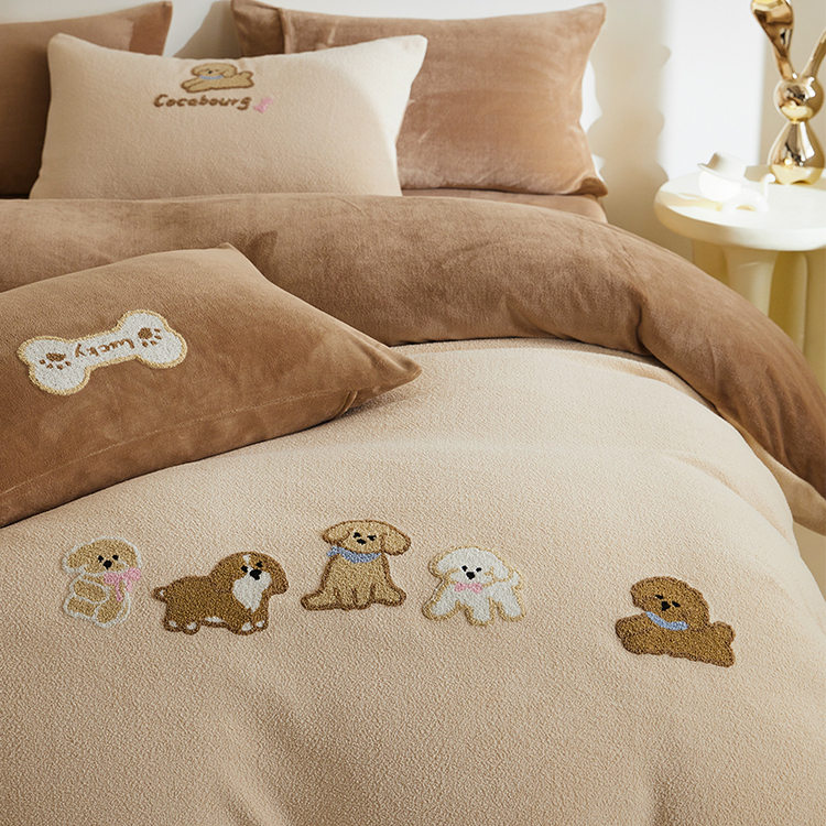 小红书推荐卡通加厚牛奶绒四件