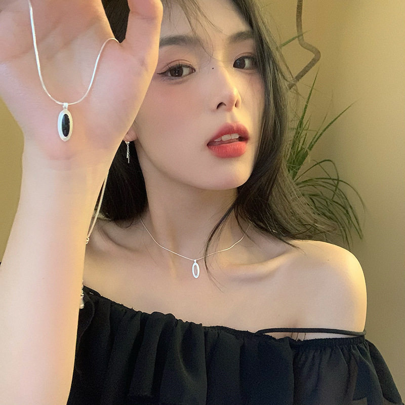 925纯银椭圆黑玛瑙蛇骨项链女简