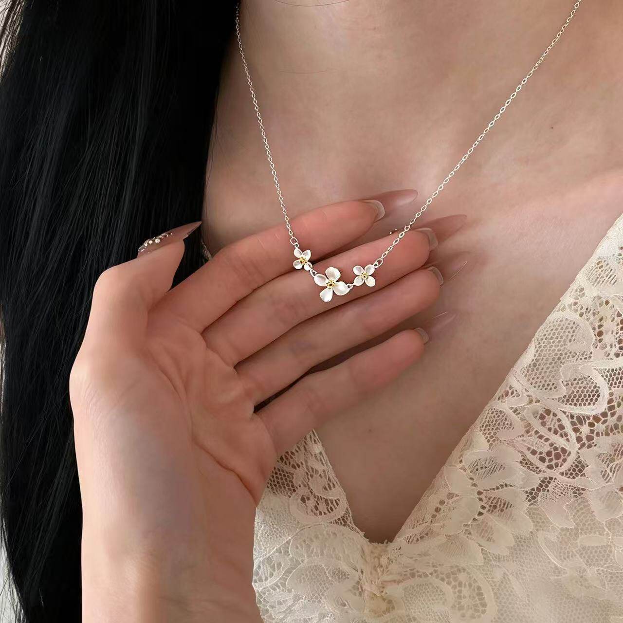 S999纯银磨砂素银栀子花项链女简