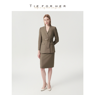 TieForHer深卡其古法金塔扣束腰修身 上衣 显瘦职场通勤高智女西装