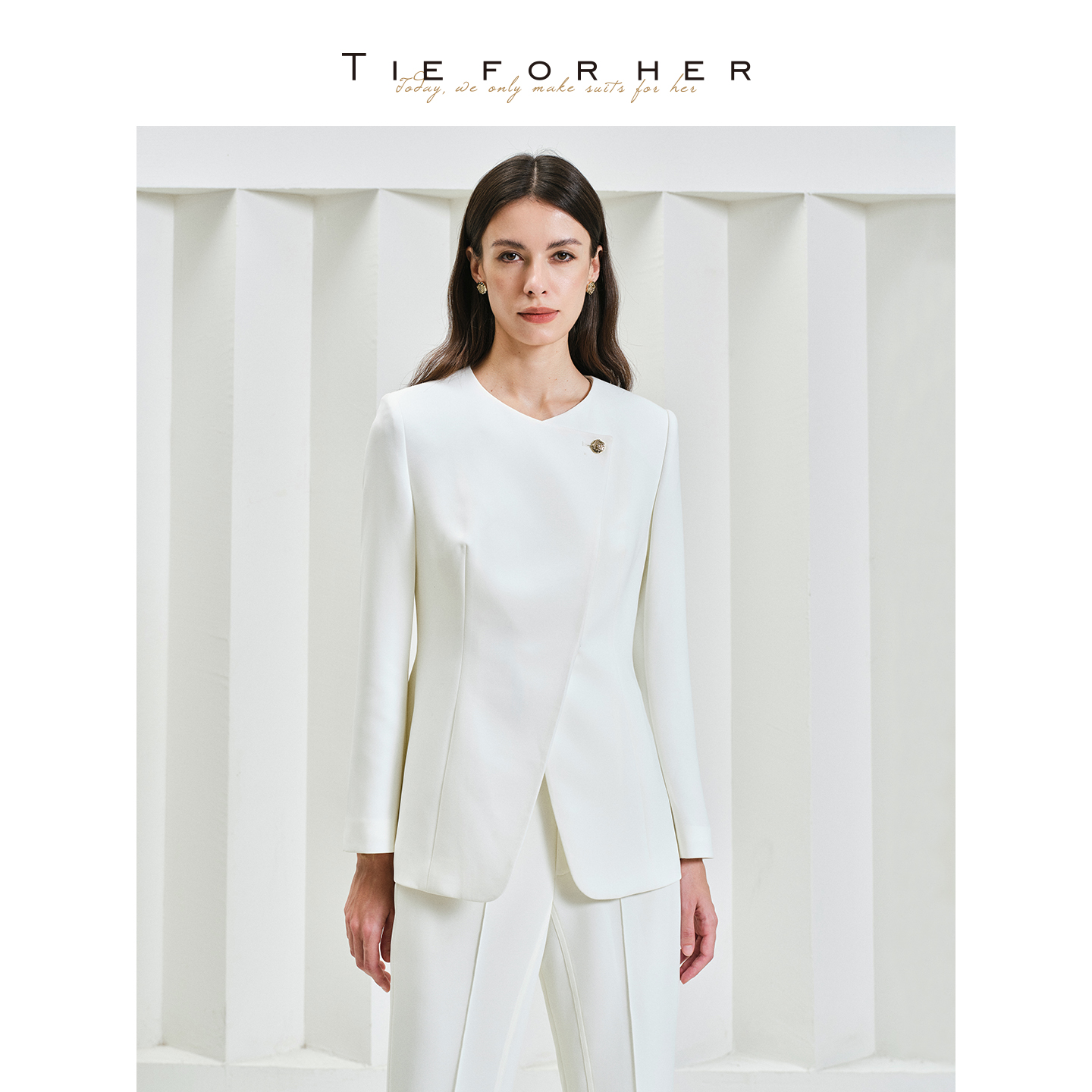 TieForHer Louis 简约白色显瘦套装中腰显高喇叭裤职业气质西裤