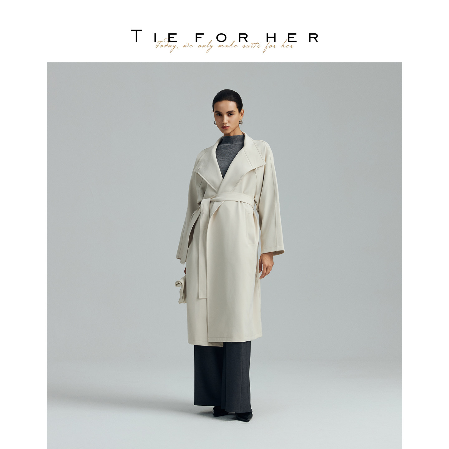 【会员专享】TIE FOR HER米色交叠领两穿长款风衣