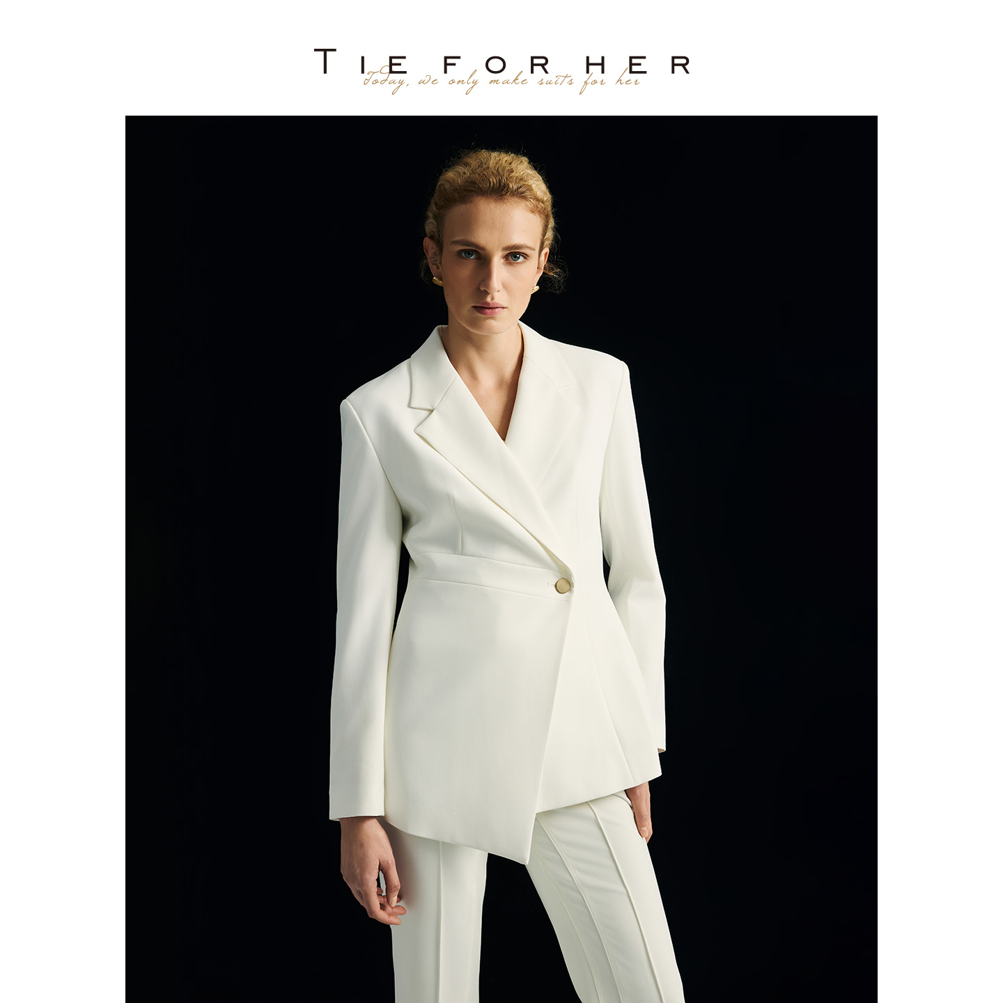 TieForHer奶昔白高级金属扣收腰修身职场设计感西装上衣外套女