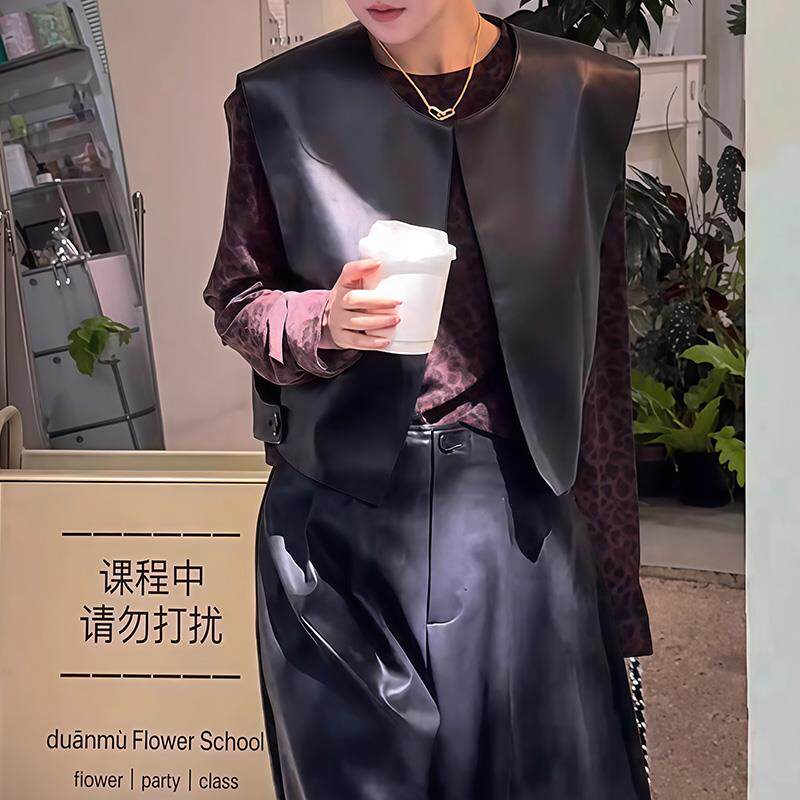 ROUMIKL韩系高级感穿搭套装女2025新款小众豹纹长袖t恤皮衣马甲短
