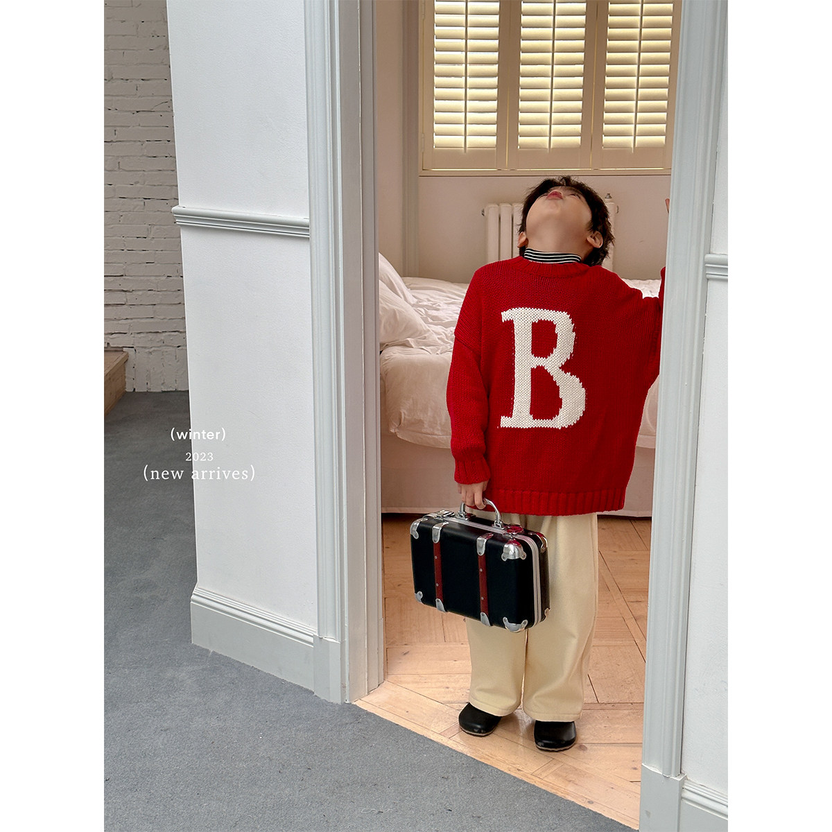 虾酱麻麻红色字母B针织毛衣