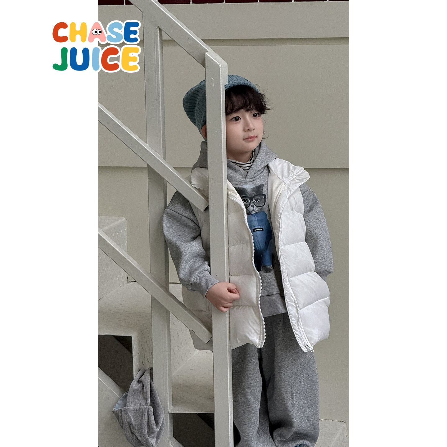 【小童】虾酱麻麻男童羽绒马甲冬季2025新款宝宝洋气保暖儿童马夹,童装/婴儿装/亲子装,羽绒马甲,淘宝优惠券,粉丝福利购,淘宝优惠卷