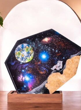 跨境星空树脂灯Galaxy Epoxy Resin Lamp银河宇航员树脂灯摆件